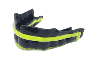 Damproband mouthguard in black and green